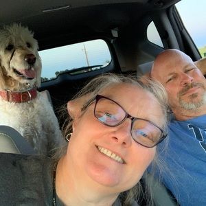 Meet your Posher, Leslie